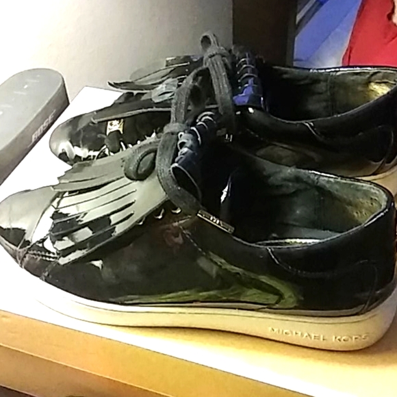 MK shoes - Picture 1 of 5